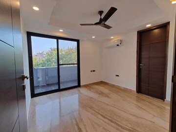 Room in 2 BHK Apartment at M3M Antalya Hills, Sector 79 – for Sale