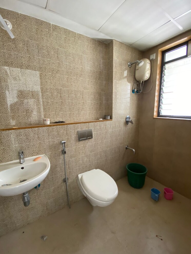 Bathroom, lodha-palava-city 2 Bedroom 990 Sq.Ft. Apartment In Dombivli East Thane 7555712