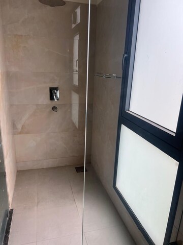Bathroom in 3.5 BHK Apartment at M3M Latitude, Sector 65 – for Sale