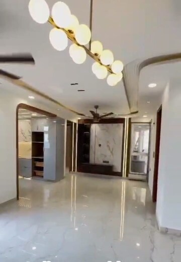 Furnished Amenities in 4 BHK Apartment at Sector 12 Dwarka – for Sale