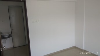 रेसिडेंशियल फ्लैट वर्ग फुट फॉर रेंट इन हडापसर पुणे  7556245