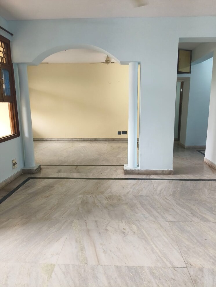 Room, arun-vihar-sector-37 2 Bedroom 750 Sq.Ft. Apartment In Sector 37 Noida 7556306