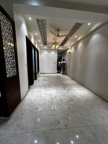 Building Lobby in 3 BHK Builder Floor at Niti Khand – for Sale