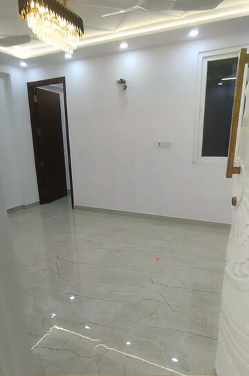Room in 2 BHK Apartment at Sector 18, Dwarka – for Sale