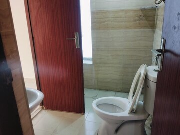 Bathroom in 3 BHK Apartment at Supertech Ecociti, Sector 137 – for Sale