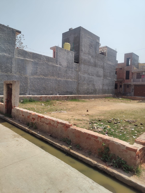 Plot For Resale in Najafgarh Delhi  7557256