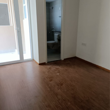 Room in 3 BHK Apartment at Sushma Joynest ZRK, Ghazipur – for Sale