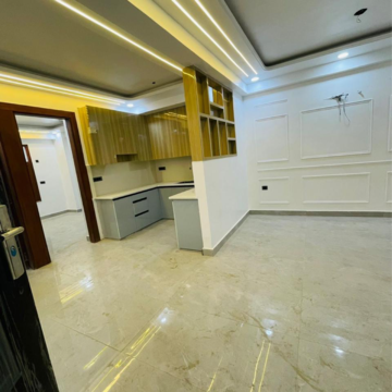 Room in 3 BHK Builder Floor at Sector 104 – for Sale