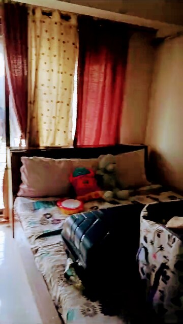 Bedroom in 2 BHK Apartment at Andheri East – for Sale