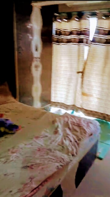 Bedroom in 2 BHK Apartment at Andheri East – for Sale