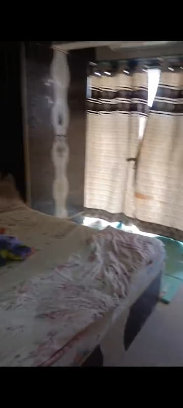 Bedroom in 2 BHK Apartment at Andheri East – for Sale
