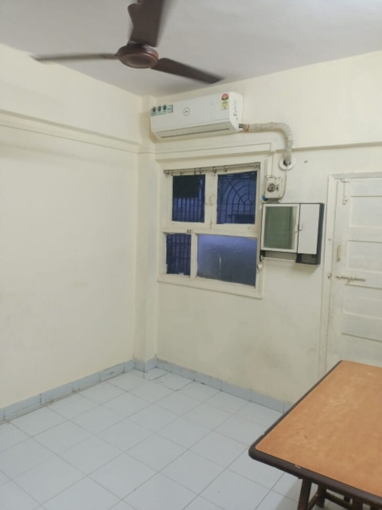 Room, hari-niwas-mahim 1 Bedroom 370 Sq.Ft. Apartment In Mahim West Mumbai 7558371