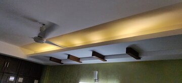 Furnished Amenities in 4 BHK Builder Floor at Saket – for Sale