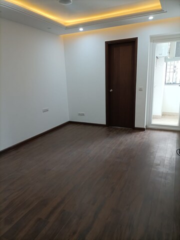 Room in 4 BHK Builder Floor at Saket – for Sale