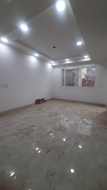 Building Lobby in 3 BHK Builder Floor at Hari Nagar – for Sale