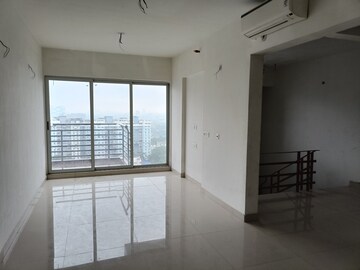 Room in 4 BHK Apartment at Sugam Morya, Tollygunge – for Sale