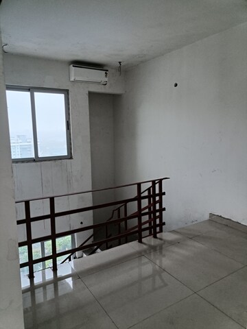 Room in 4 BHK Apartment at Sugam Morya, Tollygunge – for Sale