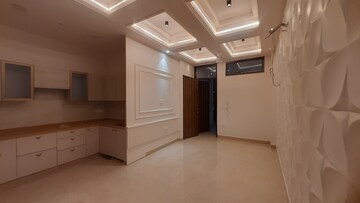 Room in 3 BHK Builder Floor at Hari Nagar – for Sale