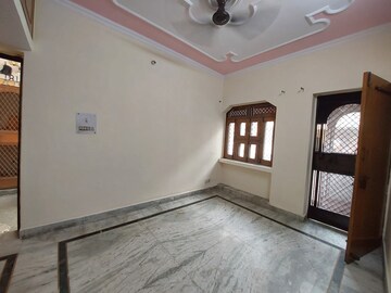 2 BHK Apartment For Rent in Paschim Vihar