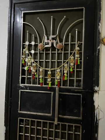 Furnished Amenities in 2.5 BHK Apartment at Logix Blossom County, Sector 137 – for Sale