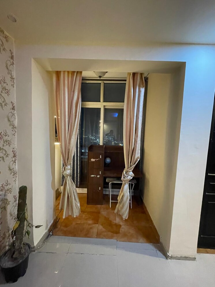 Gym, logix-blossom-county 2.5 Bedroom 1202 Sq.Ft. Apartment In Sector 137 Noida 7559210