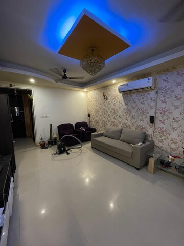 Living Room in 2.5 BHK Apartment at Logix Blossom County, Sector 137 – for Sale