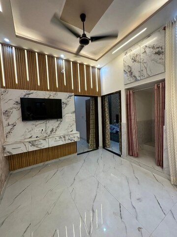 Bedroom in 3.5 BHK Independent House at Bahmanwala – for Sale