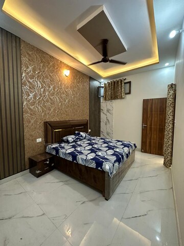 Bedroom in 3.5 BHK Independent House at Bahmanwala – for Sale