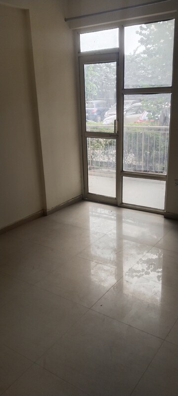 Room in 2 BHK Apartment at Pyramid Urban Homes 2, Sector 86 – for Sale