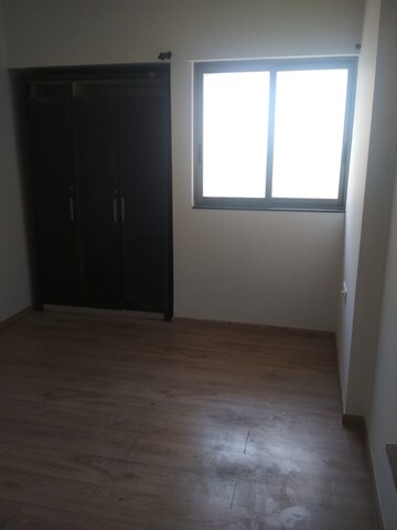 Room in 2 BHK Apartment at Lodha Casa Royale Grande, Majiwada – for Sale
