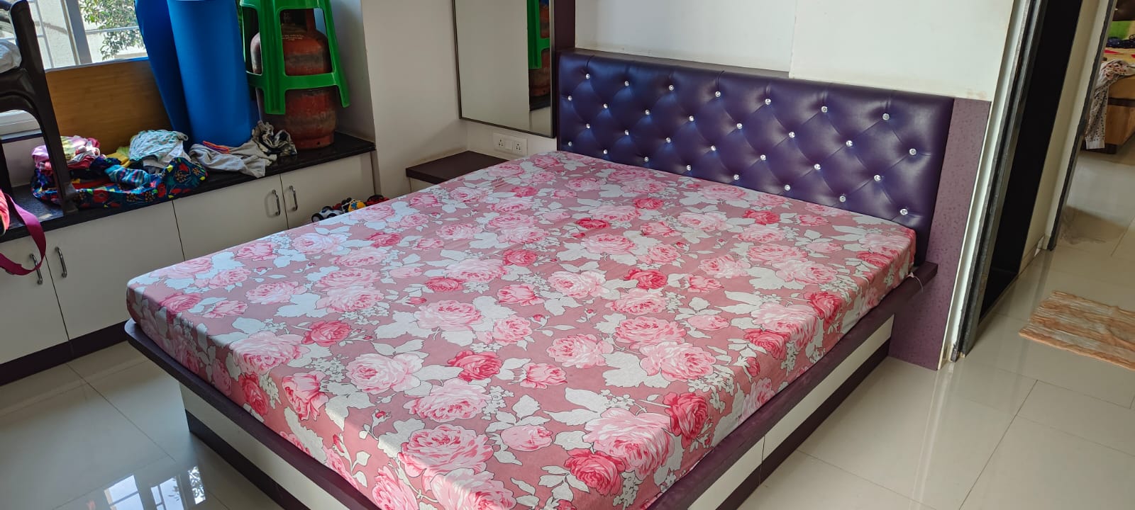 2 BHK Apartment For Sale in Rohan Yogi Park