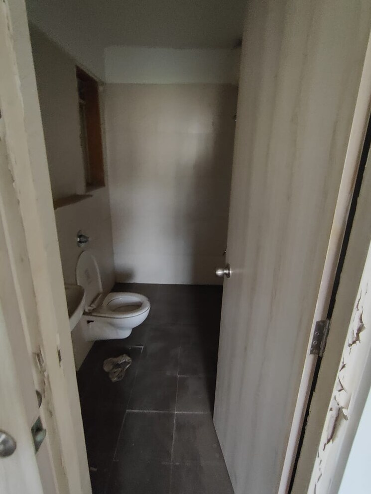 Bathroom, lodha-casa-rio-gold 2 Bedroom 686 Sq.Ft. Apartment In Dombivli East Thane 7558829