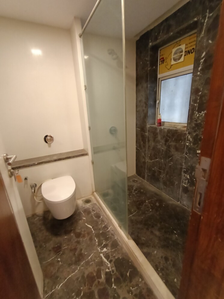 Bathroom, lake-florence 4 Bedroom 1850 Sq.Ft. Apartment In Powai Mumbai 7559545
