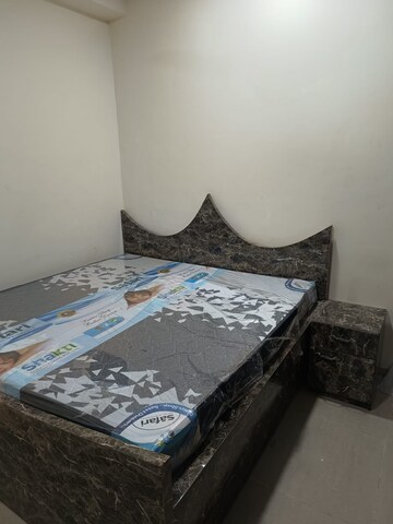 Bedroom in 3.5 BHK Apartment at Panchsheel Greens, Sector 16 Greater Noida – for Sale