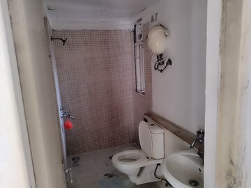 Bathroom in 2 BHK Apartment at Jaypee Greens Kosmos, Sector 134 – for Rent