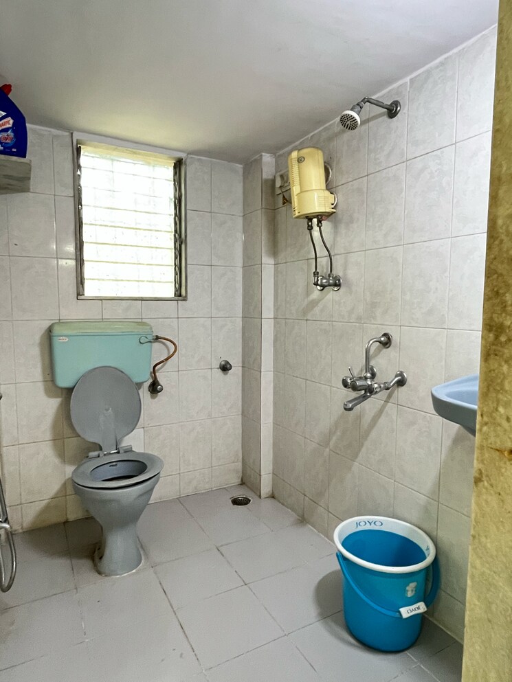 Bathroom, new-nandanvan-chs-brahmand 2 Bedroom 650 Sq.Ft. Apartment In Brahmand Thane 7559898