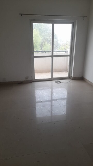 Room in 4 BHK Builder Floor at Sector 85 – for Sale