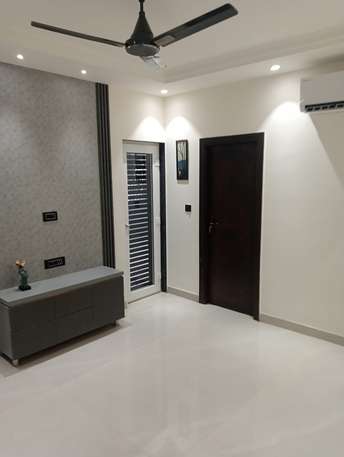 3 BHK Builder Floor For Rent in Paschim Vihar Delhi  7560092