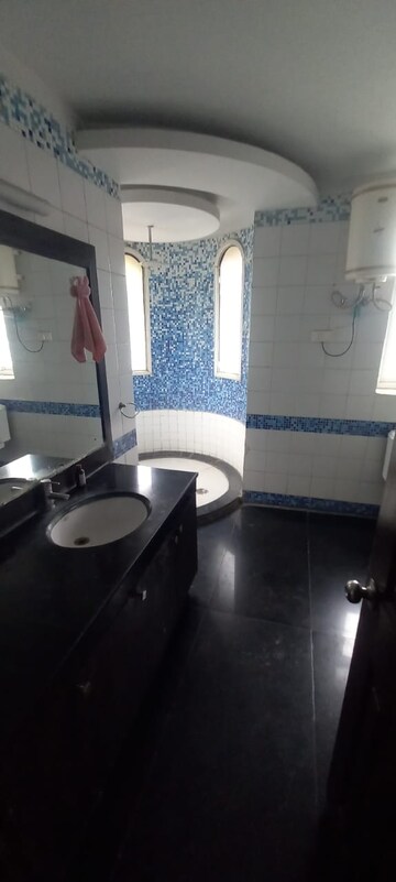 Master Bedroom in 3 BHK Apartment at Omaxe The Nile, Sector 49 – for Sale