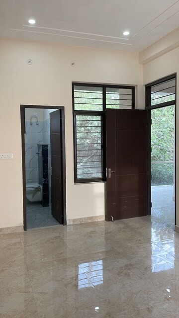 Room in 2 BHK Independent House at Faizabad Road – for Sale