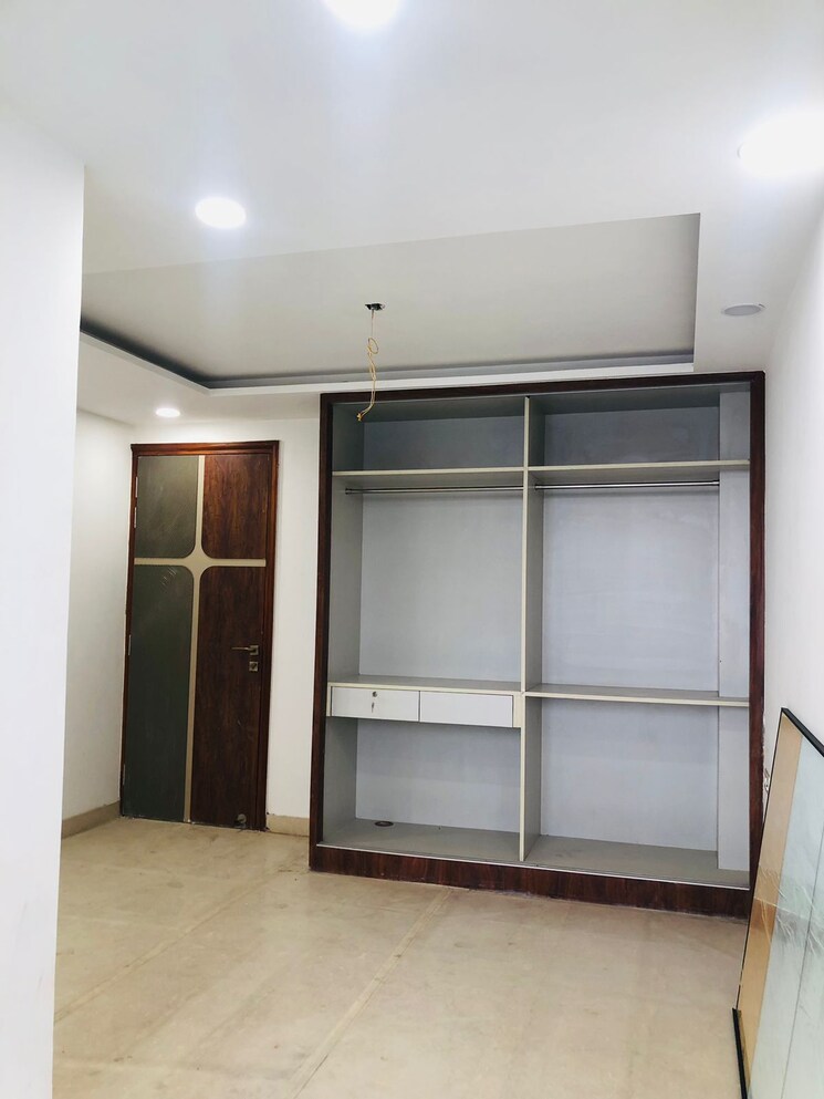 Room, sanjay nagar 3 Bedroom 1800 Sq.Ft. Builder Floor In Sanjay Nagar Delhi 7560375