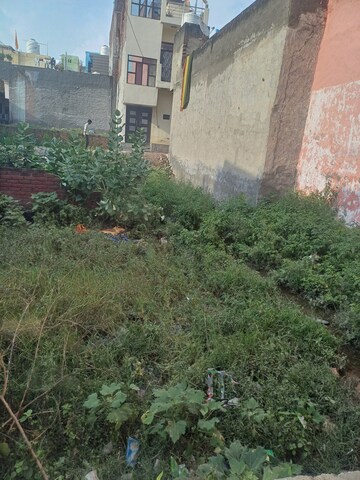  Plot – Garden View at Dheeraj Nagar - for Sale