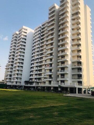 3 BHK Apartment For Sale in Golden Sand Apartments, Dhakoli Village