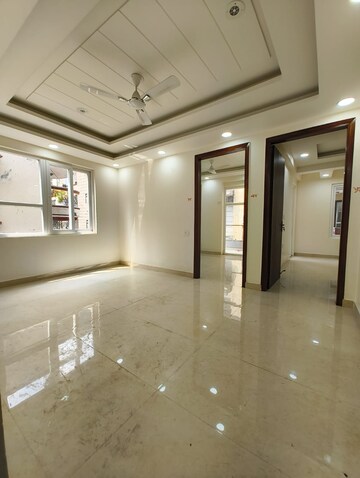 Room in 3 BHK Builder Floor at Chattarpur – for Sale