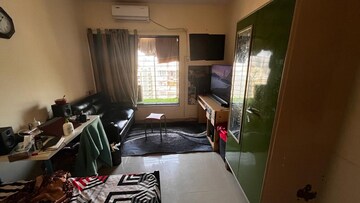 Master Bedroom in 2.5 BHK Apartment at Ashish Swapnalok Towers, Goregaon East – for Sale