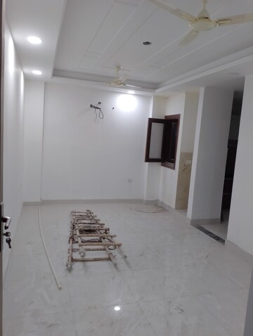 2 BHK Apartment For Sale in Vishwakarma Colony