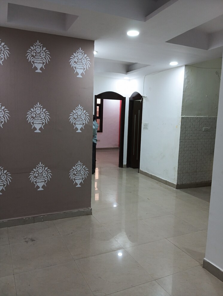 Room, shalimar garden 3.5 Bedroom 1125 Sq.Ft. Builder Floor In Shalimar Garden Ghaziabad 7561390