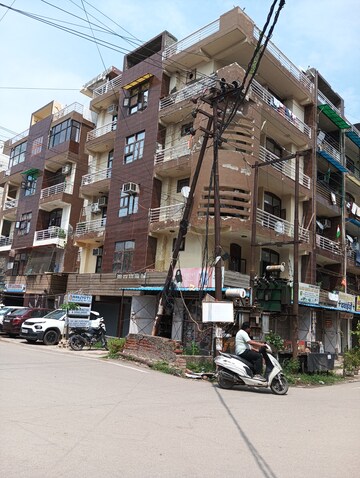 3.5 BHK Builder Floor – Exterior View View at Shalimar Garden - for Sale