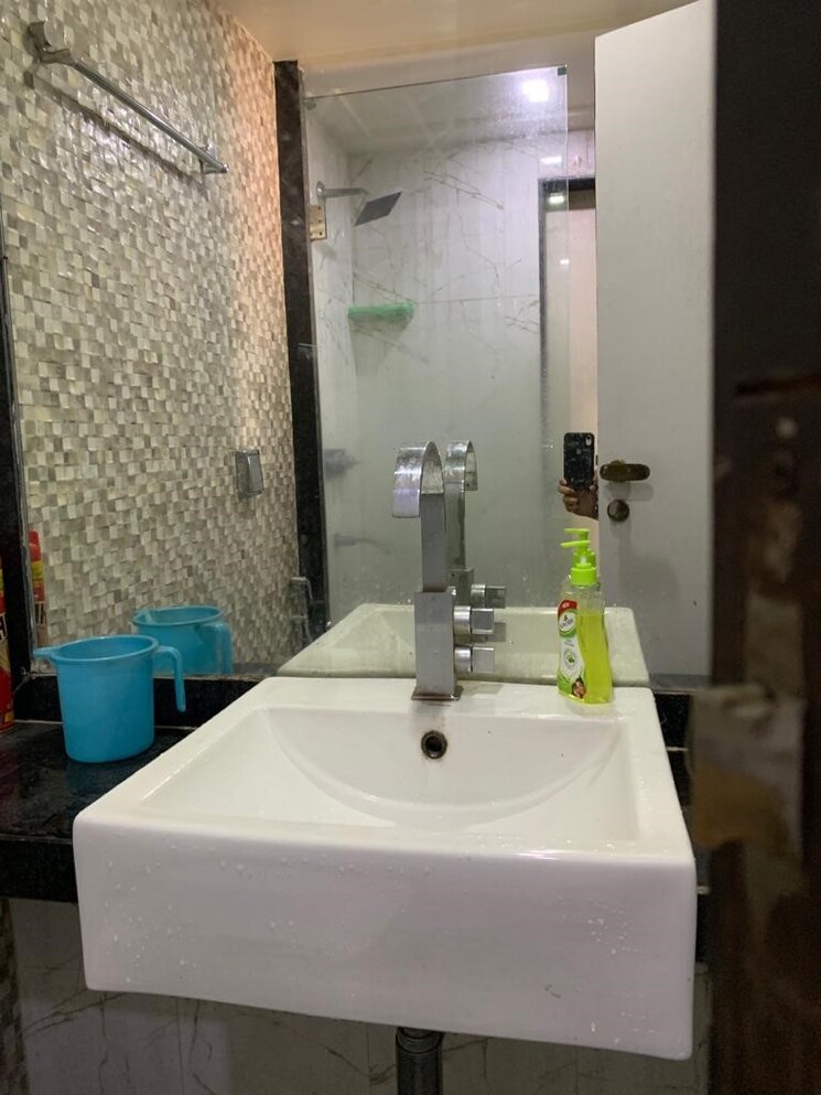 Bathroom, trishul-terraces 2 Bedroom 1250 Sq.Ft. Apartment In Kopar Khairane Navi Mumbai 7561519