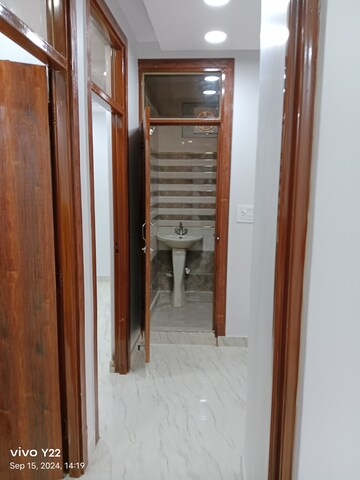 Building Lobby in 3.5 BHK Builder Floor at Laxmi Nagar – for Sale